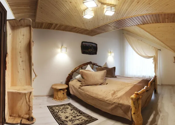 пятое колесо 4* Лазещина